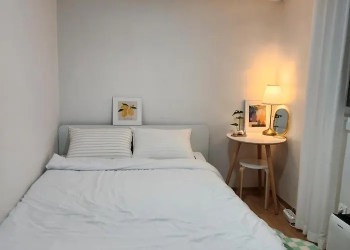 Yongsan - 2 Bedrooms - Hannam - 5min Hangangjin - 10min Itaewon Apartment *
