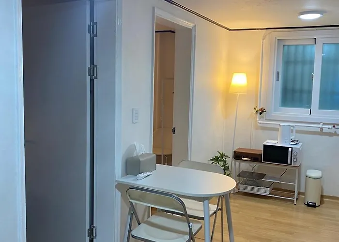 Apartment Yongsan - 2 Bedrooms - Hannam - 5min Hangangjin - 10min Itaewon *